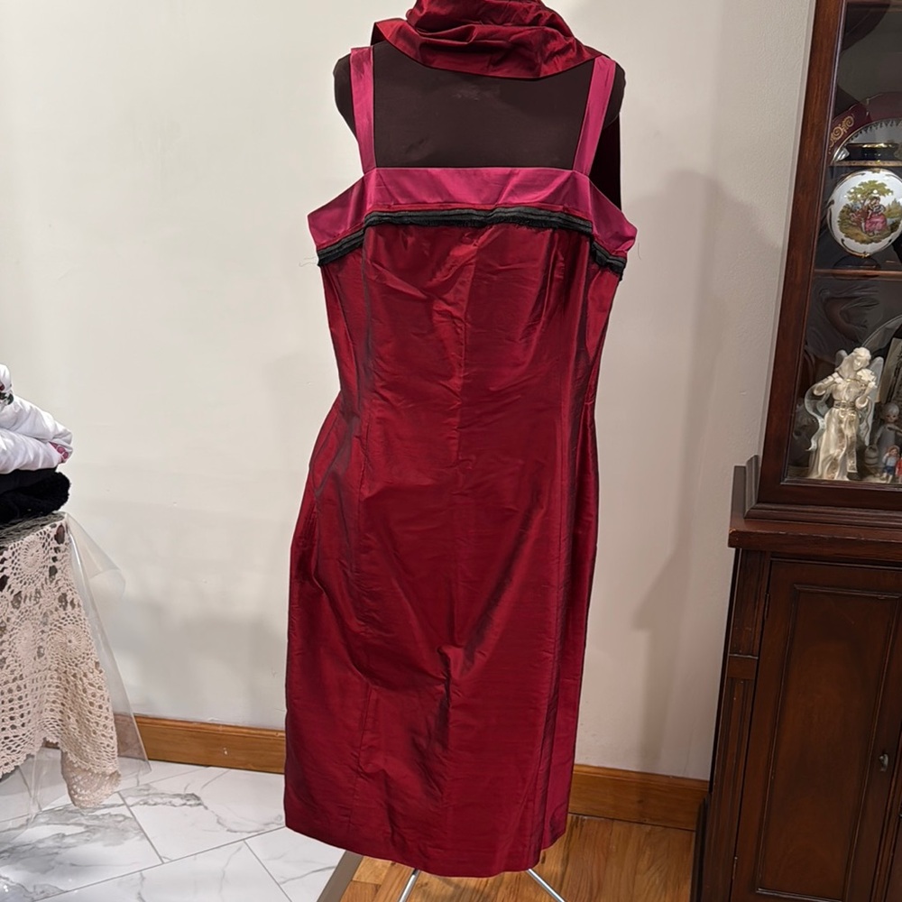 Elegant Burgundy Dress